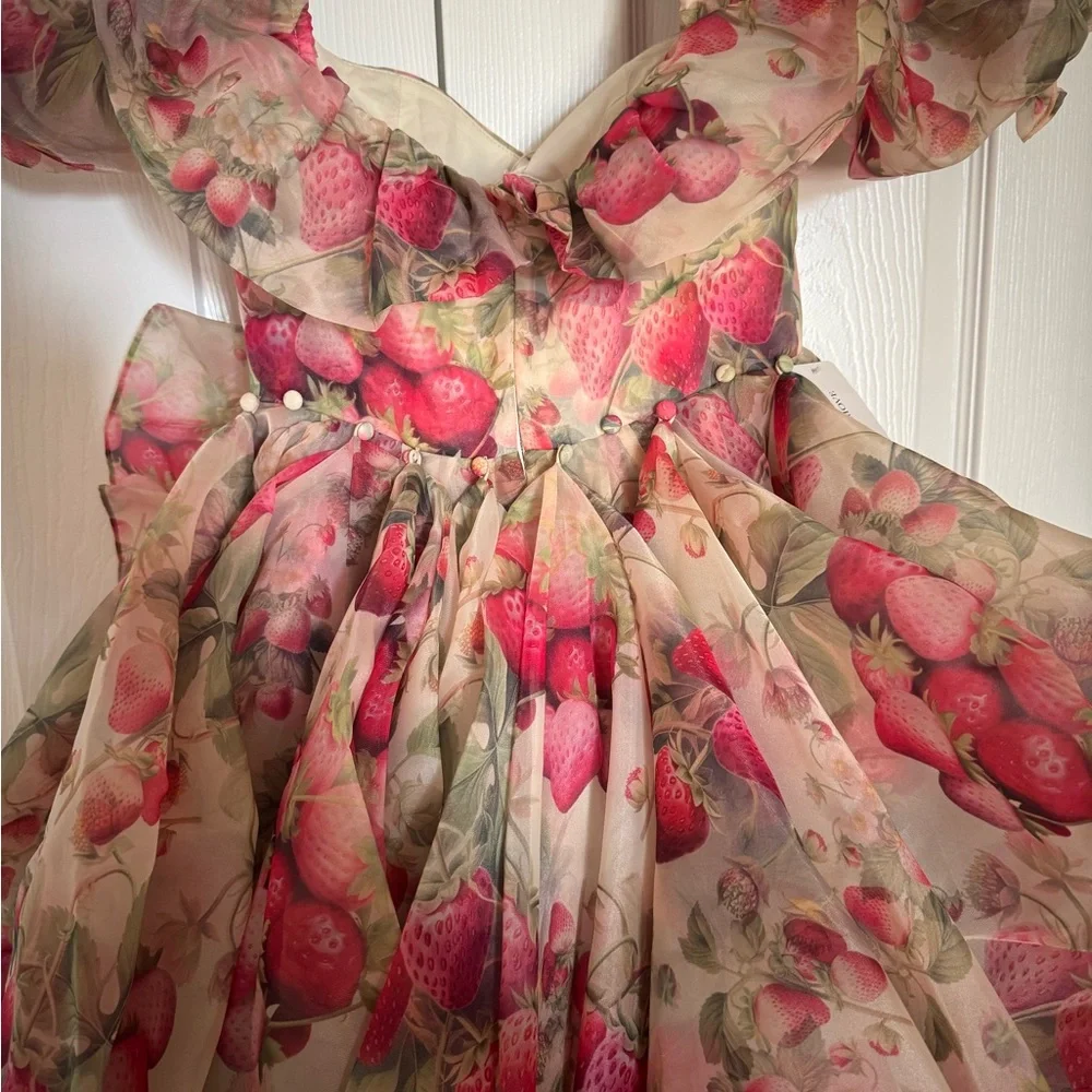 Selkie Strawberry and Cream In Bloom XS - Picture 4 of 4